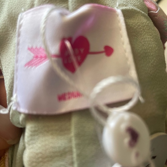 NWT Baby Love mini Tiered Floral dress with embroidered, lined Size M Boutique - Picture 16 of 16